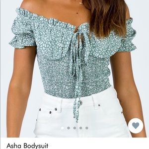 Princess Polly asha bodysuit size 2